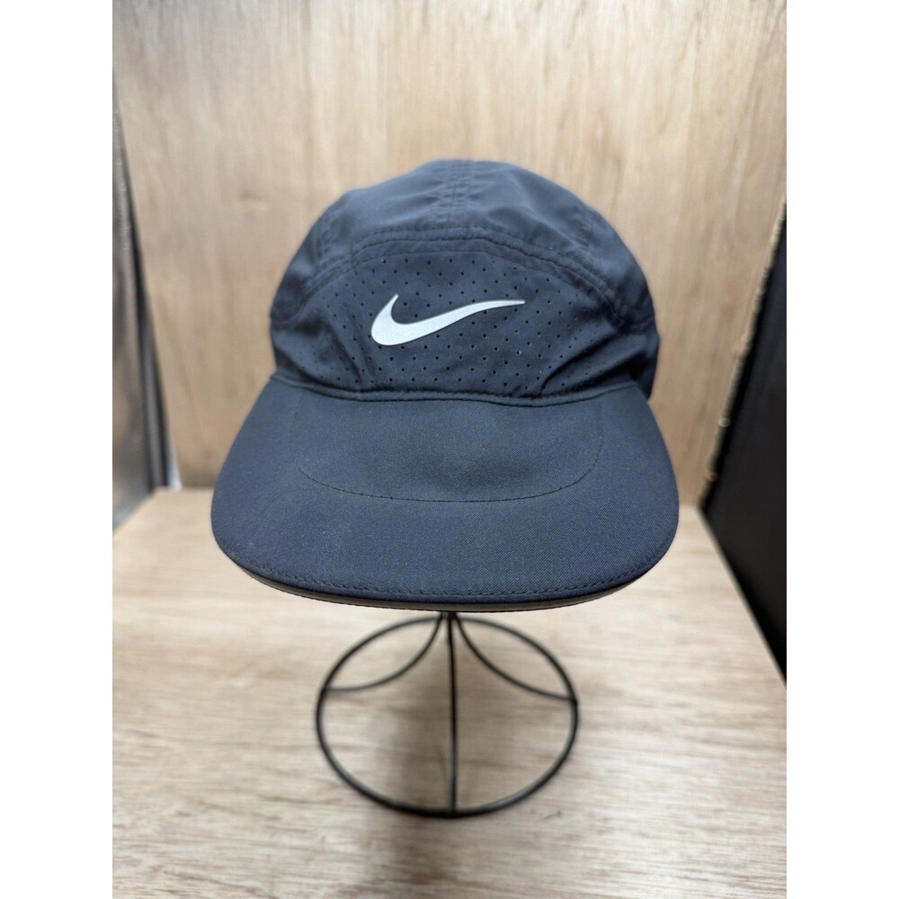 NIKE Dri-Fit ADV Aerobill Tailwind Running Black Polyester 5 Panel Cap One Size